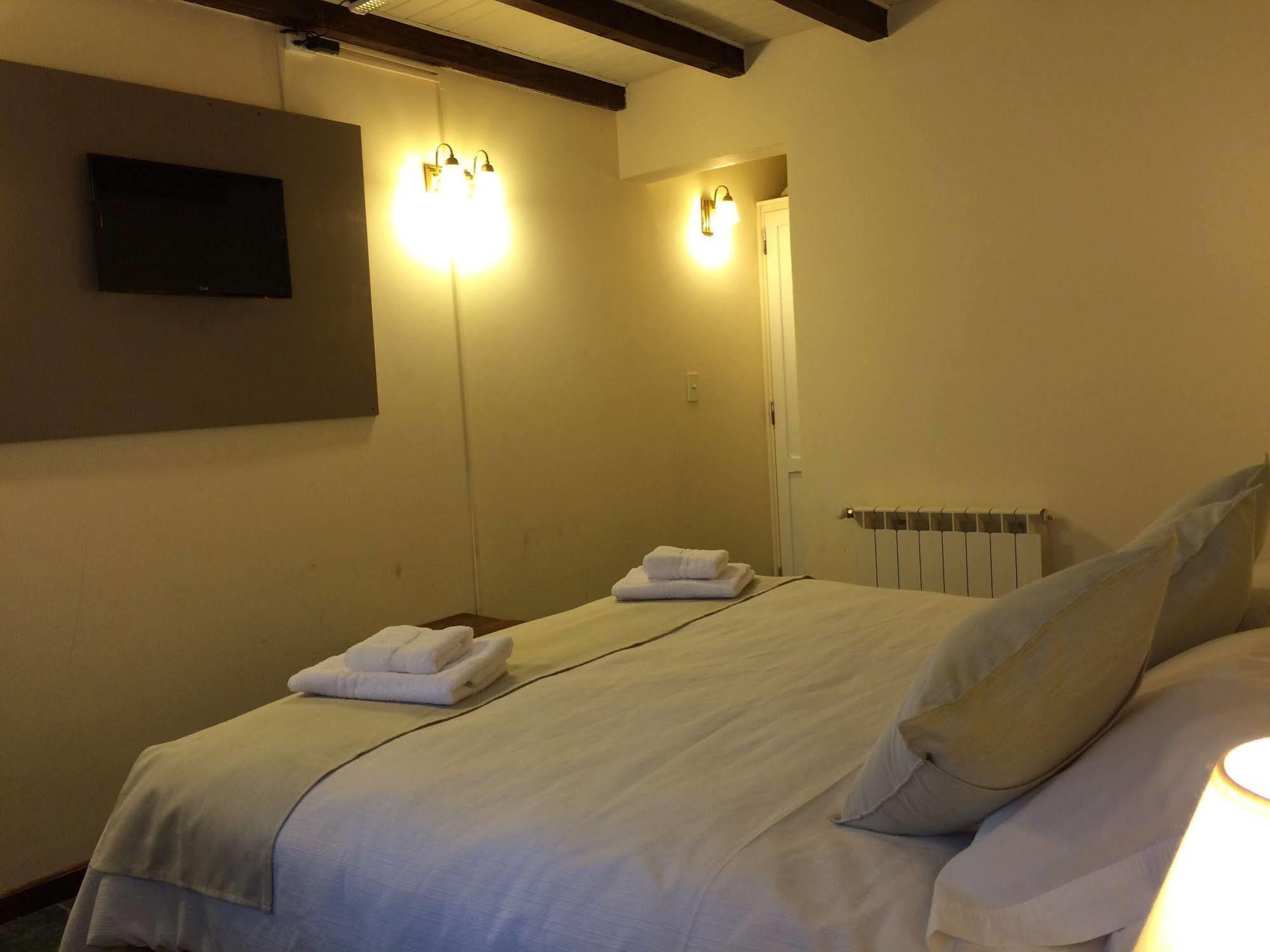 Las Acacias Hotel บียาลาอังกอสตูรา ภายนอก รูปภาพ